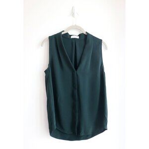 Aritzia sleeveless Power blouse in green (S)